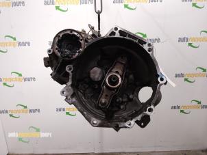 Gebruikte Versnellingsbak Volkswagen Golf V (1K1) 1.9 TDI Prijs € 75,00 Margeregeling aangeboden door Autorecycling Joure B.V.