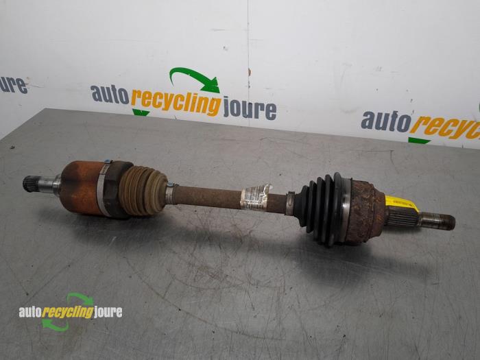Gebruikte Steekas links-voor Ford Focus 3 Wagon 1.5 TDCi Prijs € 74,99 Margeregeling aangeboden door Autorecycling Joure B.V.
