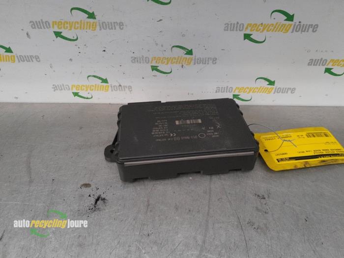 Gebruikte Module keyless vehicle Landrover Range Rover IV (LG) 5.0 V8 32V Supercharged Prijs € 69,99 Margeregeling aangeboden door Autorecycling Joure B.V.