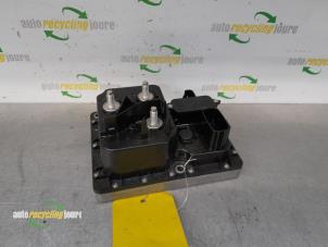 Gebruikte Start/Stop computer Landrover Range Rover IV (LG) 5.0 V8 32V Supercharged Prijs € 149,00 Margeregeling aangeboden door Autorecycling Joure B.V.