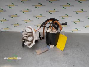 Gebruikte Tank element Pomp Landrover Range Rover IV (LG) 5.0 V8 32V Supercharged Prijs € 149,00 Margeregeling aangeboden door Autorecycling Joure B.V.