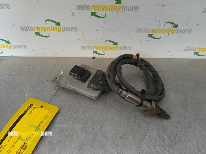 Nox sensor van een Audi A6 Avant (C7) 2.0 TDI 16V 2016