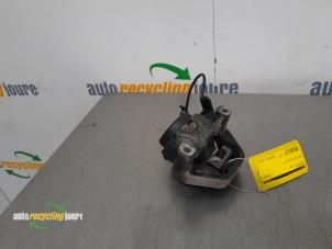 Gebruikte Motorrubber Audi A6 Avant (C7) 2.0 TDI 16V Prijs € 39,99 Margeregeling aangeboden door Autorecycling Joure B.V.