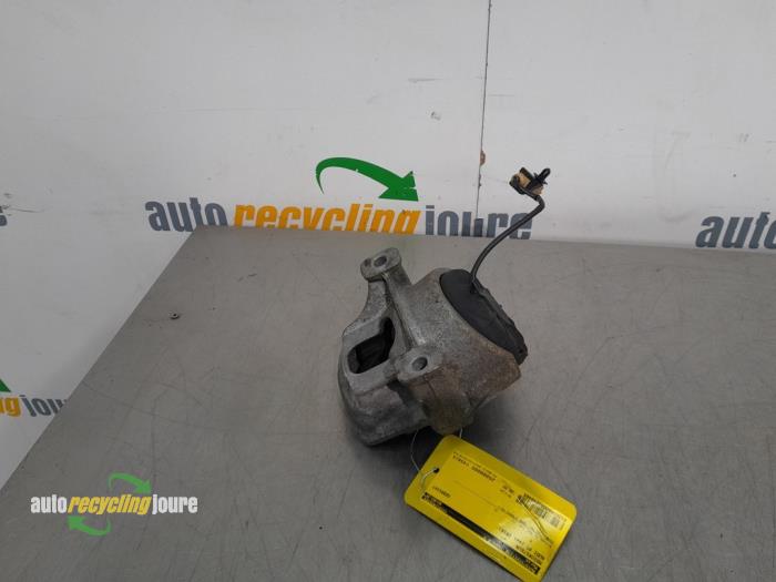 Gebruikte Motorsteun Audi A6 Avant (C7) 2.0 TDI 16V Prijs € 39,99 Margeregeling aangeboden door Autorecycling Joure B.V.