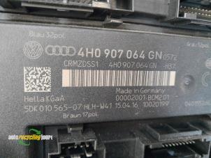 Boordcomputer van een Audi A6 Avant (C7) 2.0 TDI 16V 2016