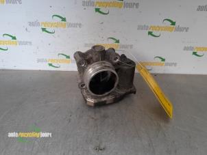 Gebruikte Gasklephuis Opel Zafira Tourer (P12) 1.6 CDTI 16V ecoFLEX 134 Prijs € 49,99 Margeregeling aangeboden door Autorecycling Joure B.V.