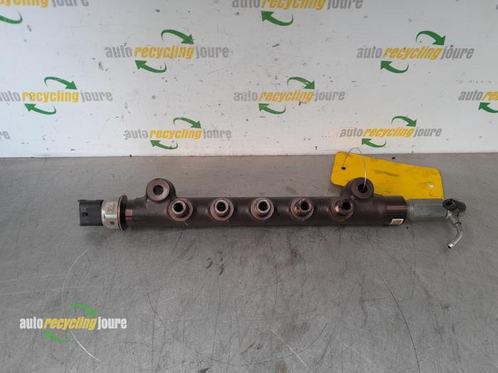 Gebruikte Injector brug Opel Zafira Tourer (P12) 1.6 CDTI 16V ecoFLEX 134 Prijs € 49,99 Margeregeling aangeboden door Autorecycling Joure B.V.