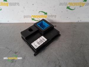 Gebruikte Computer Kachel Peugeot 308 SW (L4/L9/LC/LJ/LR) 1.6 BlueHDi 120 Prijs € 19,99 Margeregeling aangeboden door Autorecycling Joure B.V.