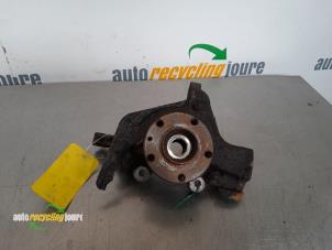 Gebruikte Asschenkel links-voor Fiat Doblo Cargo (263) 1.3 MJ 16V DPF Euro 5 Prijs € 39,99 Margeregeling aangeboden door Autorecycling Joure B.V.