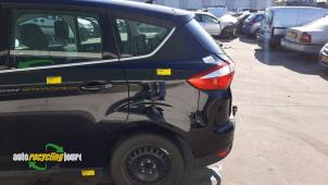 Gebruikte Achterscherm links Ford C-Max (DXA) 1.0 Ti-VCT EcoBoost 12V 125 Prijs op aanvraag aangeboden door Autorecycling Joure B.V.