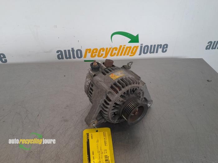 Gebruikte Dynamo Toyota Corolla (E12) 1.6 16V VVT-i Prijs € 34,99 Margeregeling aangeboden door Autorecycling Joure B.V.
