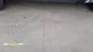 Gebruikte Dorpel rechts Ford Kuga II (DM2) 2.0 TDCi 16V 163 4x4 Prijs op aanvraag aangeboden door Autorecycling Joure B.V.