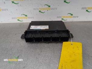 Gebruikte Computer boord Ford C-Max (DXA) 1.0 Ti-VCT EcoBoost 12V 125 Prijs € 39,99 Margeregeling aangeboden door Autorecycling Joure B.V.