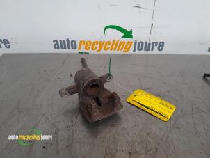 Gebruikte Remklauw (Tang) links-achter Toyota Avensis Wagon (T25/B1E) 2.2 D-4D 16V D-CAT Prijs € 24,99 Margeregeling aangeboden door Autorecycling Joure B.V.