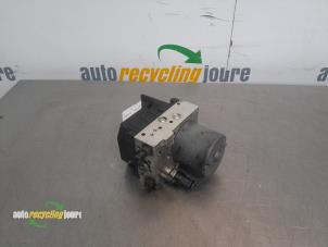 Gebruikte ABS Pomp Toyota Avensis Wagon (T25/B1E) 2.2 D-4D 16V D-CAT Prijs € 69,99 Margeregeling aangeboden door Autorecycling Joure B.V.