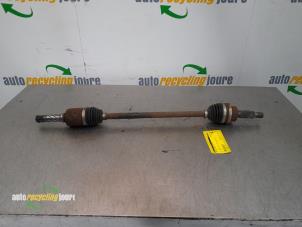 Gebruikte Aandrijfas rechts-achter Ford Kuga II (DM2) 2.0 TDCi 16V 163 4x4 Prijs € 124,99 Margeregeling aangeboden door Autorecycling Joure B.V.