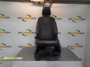 Gebruikte Voorstoel links Ford Kuga II (DM2) 2.0 TDCi 16V 163 4x4 Prijs € 149,00 Margeregeling aangeboden door Autorecycling Joure B.V.