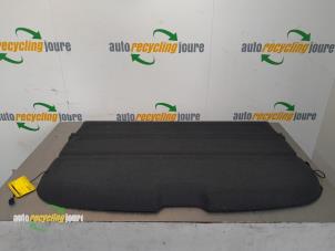 Gebruikte Hoedenplank Peugeot 3008 I (0U/HU) 1.6 16V THP 155 Prijs € 124,99 Margeregeling aangeboden door Autorecycling Joure B.V.