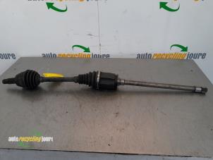 Gebruikte Homokineetas rechts-voor BMW X5 (E70) 3.0sd 24V Prijs € 175,00 Margeregeling aangeboden door Autorecycling Joure B.V.