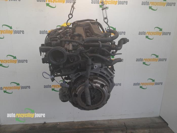 Motor van een Mazda 6 (GG12/82) 1.8i 16V 2003