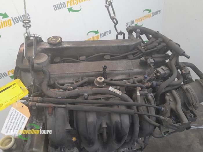 Motor van een Mazda 6 (GG12/82) 1.8i 16V 2003