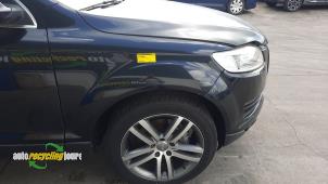 Gebruikte Scherm rechts-voor Audi Q7 (4LB) 3.0 TDI V6 24V Prijs op aanvraag aangeboden door Autorecycling Joure B.V.