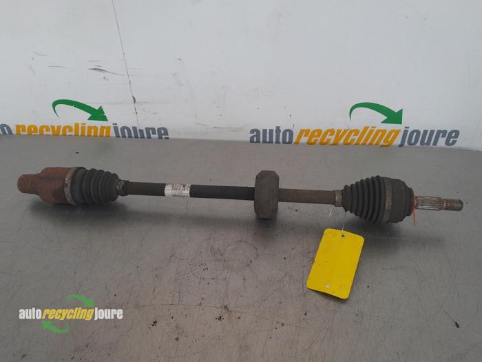 Aandrijfas rechts-voor van een Dacia Sandero I (BS) 1.2 16V 2012