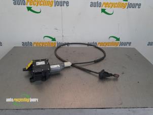 Gebruikte Handrem motor Citroen C4 Grand Picasso (UA) 1.6 16V VTi Prijs € 174,99 Margeregeling aangeboden door Autorecycling Joure B.V.