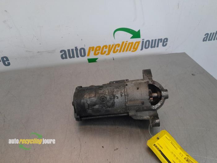 Gebruikte Startmotor Renault Trafic New (JL) 2.5 dCi 16V 135 Prijs € 49,99 Margeregeling aangeboden door Autorecycling Joure B.V.