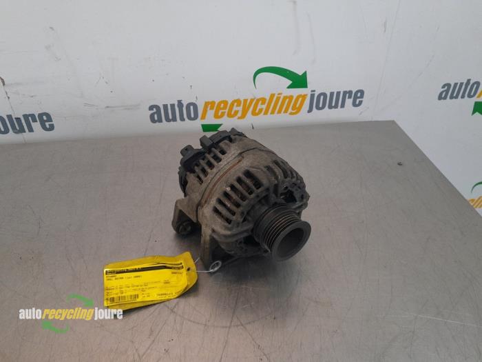 Dynamo van een Opel Astra H SW (L35) 1.8 16V 2009