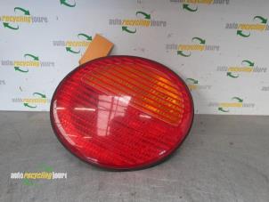 Gebruikte Achterlicht rechts Volkswagen New Beetle (1Y7) 2.0 Prijs € 24,99 Margeregeling aangeboden door Autorecycling Joure B.V.