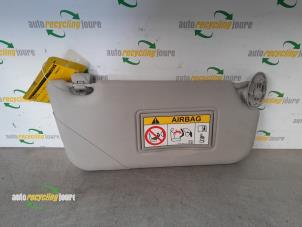 Gebruikte Zonneklep Ford B-Max (JK8) 1.0 EcoBoost 12V 100 Prijs € 14,99 Margeregeling aangeboden door Autorecycling Joure B.V.