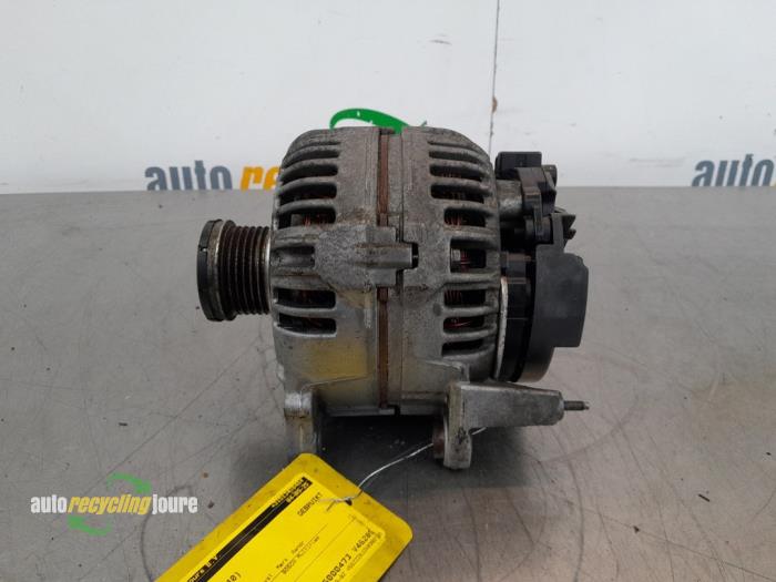 Dynamo van een Seat Ibiza IV SC (6J1) 1.4 TSI 16V Cupra 2010