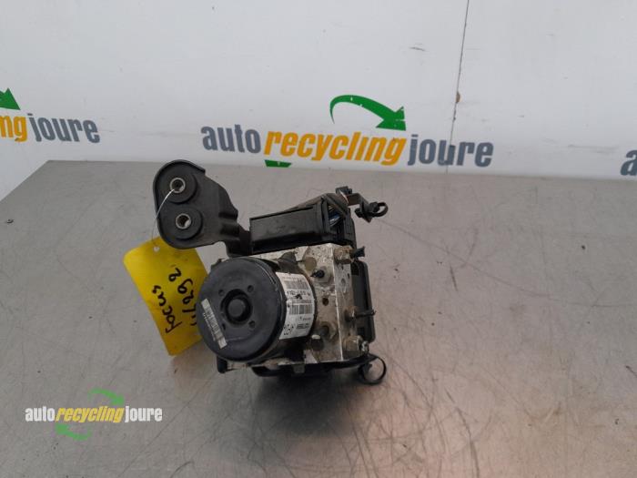 Gebruikte ABS Pomp Opel Astra J Sports Tourer (PD8/PE8/PF8) 1.4 Turbo 16V Prijs € 124,99 Margeregeling aangeboden door Autorecycling Joure B.V.