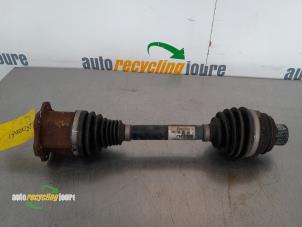 Gebruikte Homokineetas links-voor Audi A4 Avant (B8) 2.0 TDI 143 16V Prijs € 49,99 Margeregeling aangeboden door Autorecycling Joure B.V.