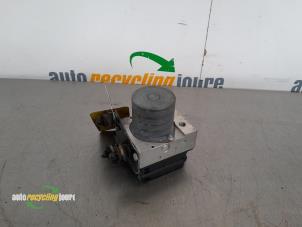 Gebruikte ABS Pomp Audi A4 Avant (B8) 2.0 TDI 143 16V Prijs € 149,00 Margeregeling aangeboden door Autorecycling Joure B.V.