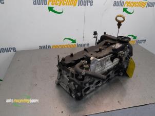 Gebruikte Cilinderkop Opel Astra K 1.6 CDTI 136 16V Prijs € 449,00 Margeregeling aangeboden door Autorecycling Joure B.V.