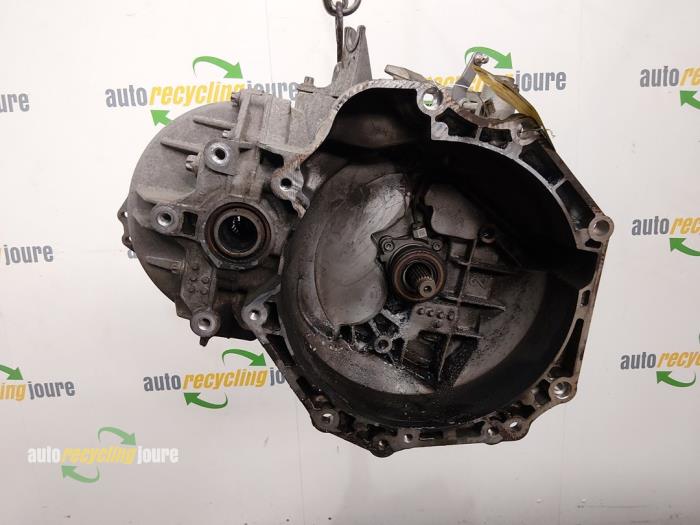 Gebruikte Versnellingsbak Opel Insignia 1.6 16V Ecotec Prijs € 375,00 Margeregeling aangeboden door Autorecycling Joure B.V.