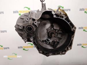 Gebruikte Versnellingsbak Opel Insignia 1.6 16V Ecotec Prijs € 375,00 Margeregeling aangeboden door Autorecycling Joure B.V.