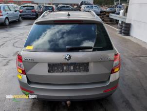 Gebruikte Achterklep Skoda Octavia Combi (5EAC) 1.4 TSI 16V Prijs op aanvraag aangeboden door Autorecycling Joure B.V.