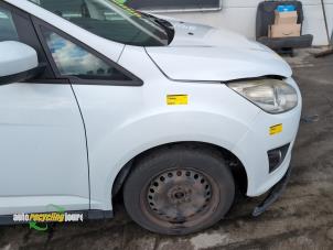 Gebruikte Voorscherm rechts Ford C-Max (DXA) 1.0 Ti-VCT EcoBoost 12V 125 Prijs € 125,00 Margeregeling aangeboden door Autorecycling Joure B.V.