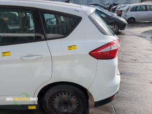 Gebruikte Achterscherm links Ford C-Max (DXA) 1.0 Ti-VCT EcoBoost 12V 125 Prijs op aanvraag aangeboden door Autorecycling Joure B.V.