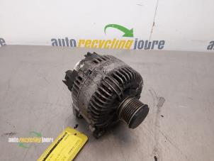 Gebruikte Dynamo Volkswagen Crafter 2.5 TDI 30/35/50 Prijs € 49,99 Margeregeling aangeboden door Autorecycling Joure B.V.