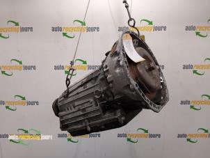 Gebruikte Versnellingsbak Mercedes E (W211) 3.0 E-280 V6 24V Prijs € 475,00 Margeregeling aangeboden door Autorecycling Joure B.V.