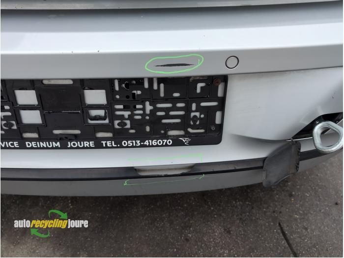 Achterbumper van een BMW 1 serie (F20) 116i 1.6 16V 2013