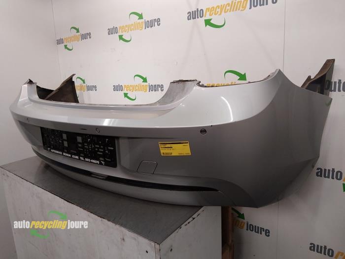 Achterbumper van een BMW 1 serie (F20) 116i 1.6 16V 2013