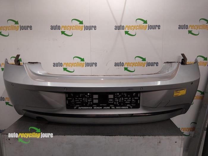 Achterbumper van een BMW 1 serie (F20) 116i 1.6 16V 2013