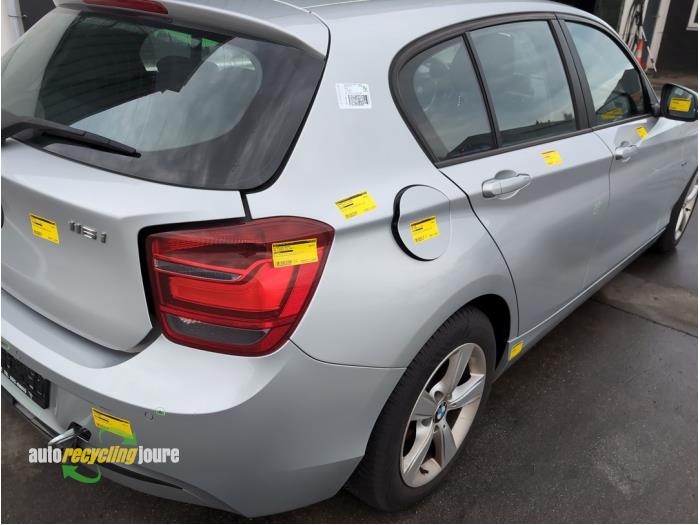 Zijpaneel rechts-achter van een BMW 1 serie (F20) 116i 1.6 16V 2013