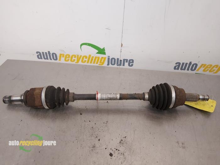 Gebruikte Aandrijfas rechts-achter Peugeot 508 (8D) 2.0 Hybrid4 16V Prijs € 99,95 Margeregeling aangeboden door Autorecycling Joure B.V.