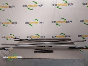 Gebruikte Dakdrager set Ford Kuga II (DM2) 2.0 TDCi 16V 163 4x4 Prijs € 150,00 Margeregeling aangeboden door Autorecycling Joure B.V.